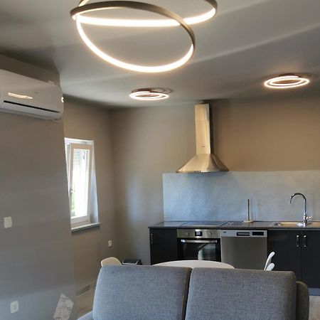 Apartment Luki ポヴィレ エクステリア 写真